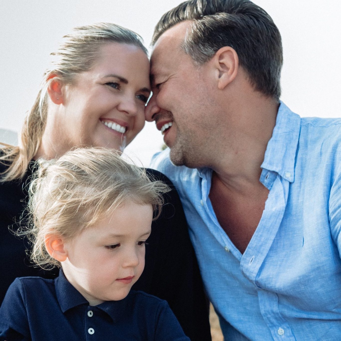 Familienfotografie Berlin Familie innig- Familienshooting
