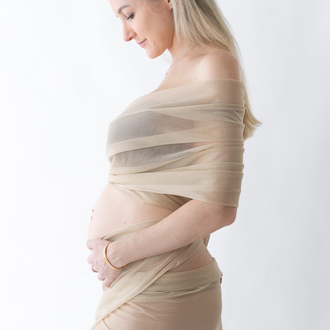 Schwangere Frau - Schwangerenfotoshooting Berlin