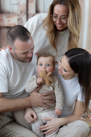 Familienfotoshooting einer Familien mit Baby